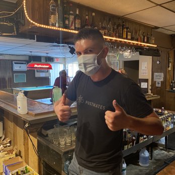 Shooters Cocktails - Andrew!!!    He's the savior to a bad day and will make your drink count!   The best bartender and a nice smooth hung top- enjoy boys! - Karaoke Near Me - Spring Valley, California
