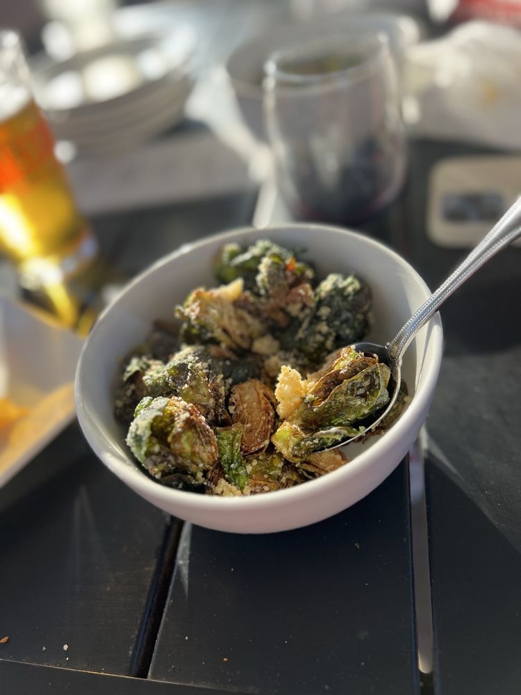 Oaks Bar & Grill — Santee