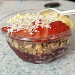 The Healthy Hippo - Açaà bowl