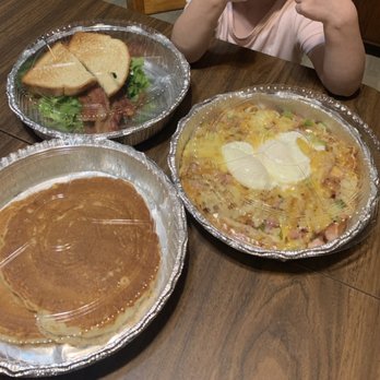 Sherwood Oaks Waffle Cafe - New American Near Me - Morris, Illinois Sherwood Oaks Waffle Cafe - New American Near Me - Morris, Illinois