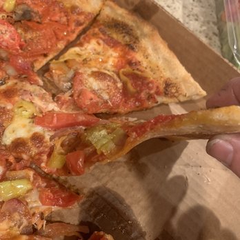 Gianni's Pizza - Paper thin crust and toppings - Pizza Near Me - Oceanside, California