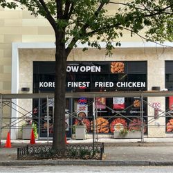 bb.q Chicken Midtown