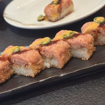 Panda Inn - Spicy tuna with crispy rice - Chinese Near Me - Pasadena, California Panda Inn - Spicy tuna with crispy rice - Chinese Near Me - Pasadena, California