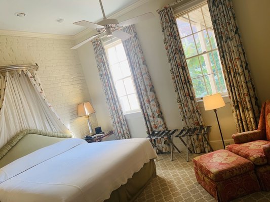 Soniat House by null