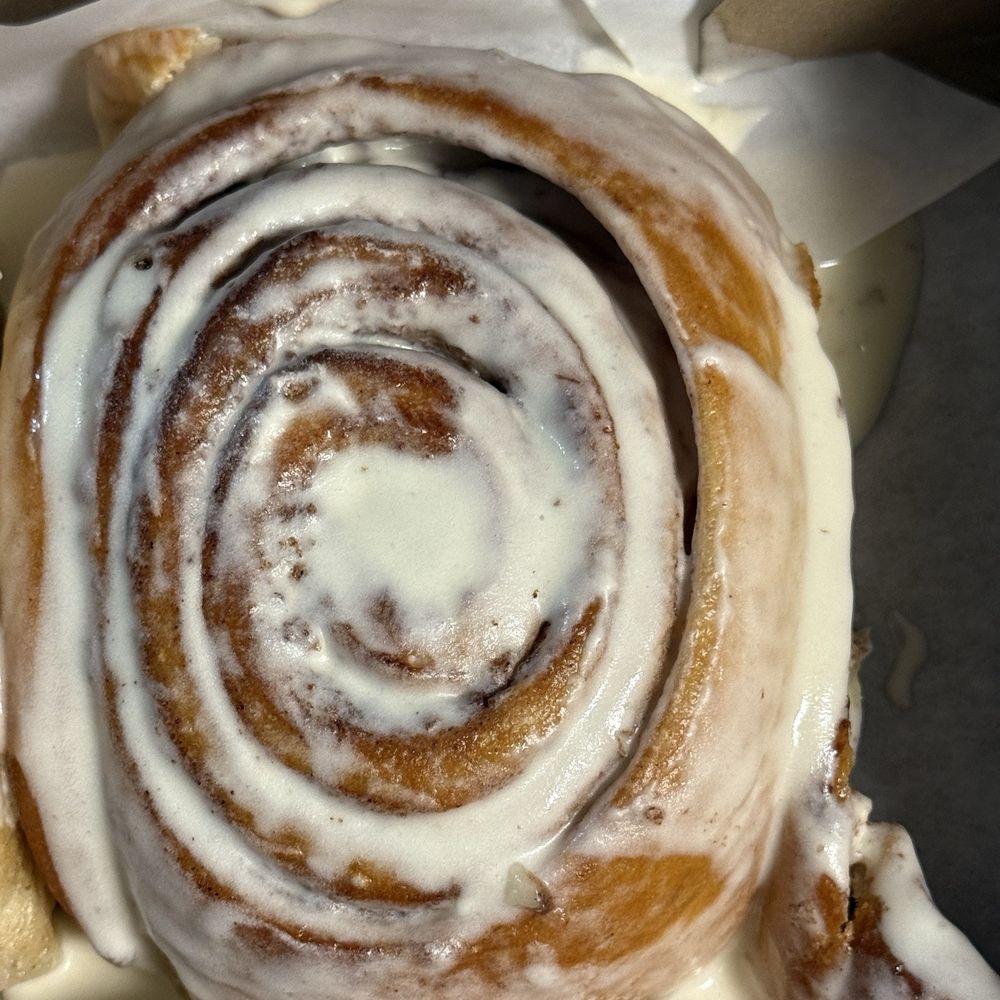 Sweet Lemon Kitchen - Cinnamon Roll - Cafes Near Me - Georgetown, Texas Sweet Lemon Kitchen - Cinnamon Roll - Cafes Near Me - Georgetown, Texas