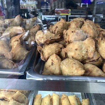 Merit Kabab Palace - Crispy chicken samosa and Puffy Veggie Samosa - Indian Near Me - New York, New York Merit Kabab Palace - Crispy chicken samosa and Puffy Veggie Samosa - Indian Near Me - New York, New York