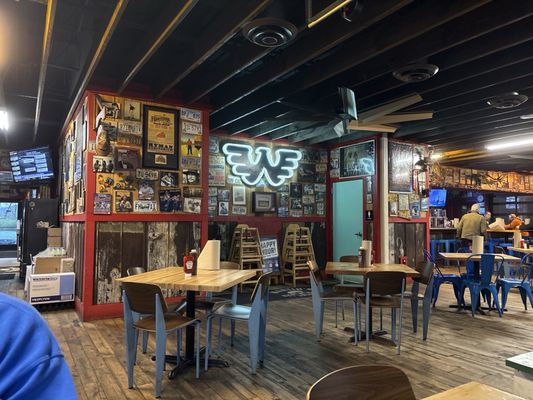 Martin's Bar-B-Que Joint by null