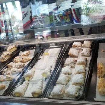 PR Bakery By Diana - Assortes desserts. - Puerto Rican Near Me - Lake Worth, Florida
