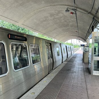 Deanwood Metro Station - Public Transportation Near Me - Washington, DC, District of Columbia Deanwood Metro Station - Public Transportation Near Me - Washington, DC, District of Columbia