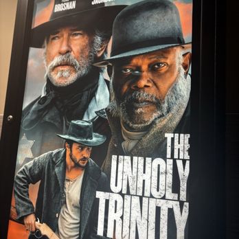 MJR Universal Cinema - Cinema Near Me - Warren, Michigan