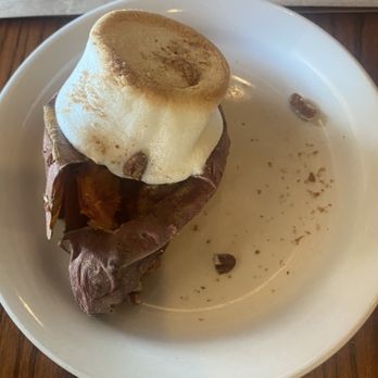 Cracker Barrel Old Country Store - Breakfast & Brunch Near Me - Downingtown, Pennsylvania