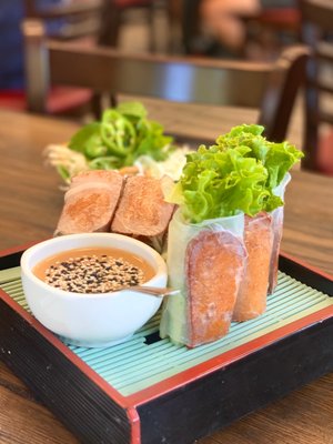 Green Lotus Restaurant by null