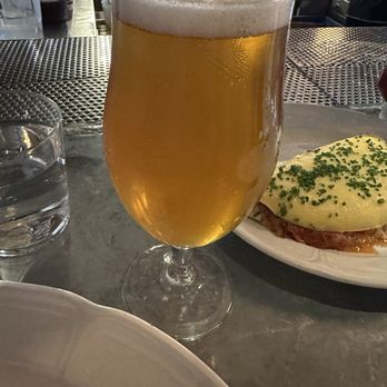 Au Cheval - Bars Near Me - Chicago, Illinois