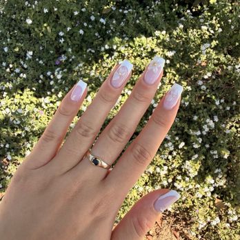 Luu's Nail & Spa - Gel French tip by Ann - Nail Salons Near Me - Sacramento, California Luu's Nail & Spa - Gel French tip by Ann - Nail Salons Near Me - Sacramento, California