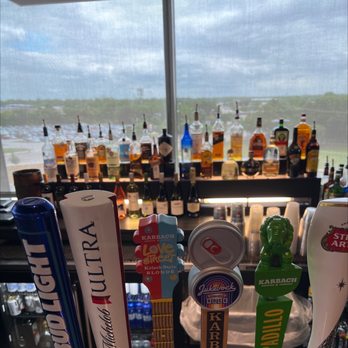 421 High Ball - Bar - Sports Bars Near Me - Arlington, Texas