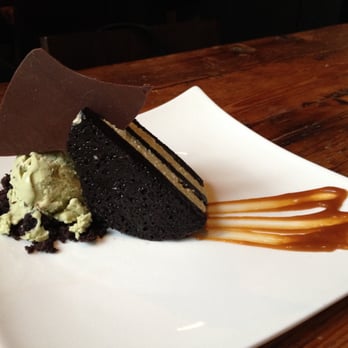 Amada - Pastel de Chocolate :) - Tapas Bars Near Me - Philadelphia, Pennsylvania