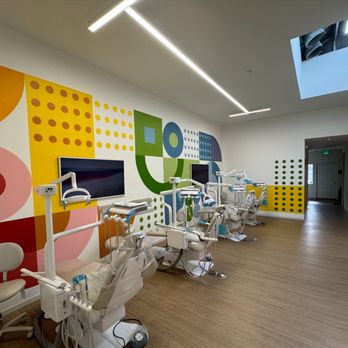 Burbank Kids Dental - Our beautiful Office - Pediatric Dentists Near Me - Burbank, California Burbank Kids Dental - Our beautiful Office - Pediatric Dentists Near Me - Burbank, California