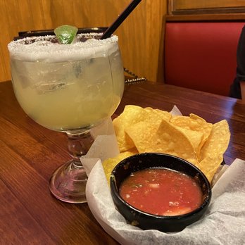 El Tapatio - House margarita and chips and salsa - Mexican Near Me - Orlando, Florida El Tapatio - House margarita and chips and salsa - Mexican Near Me - Orlando, Florida