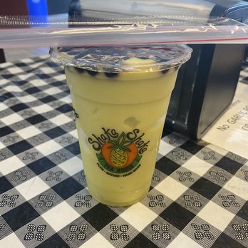 Shaka Shaka Tea House - Mango avocado - Bubble Tea Near Me - Orlando, Florida