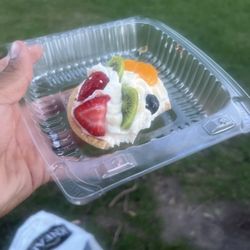 Fruit tart from Kneaders