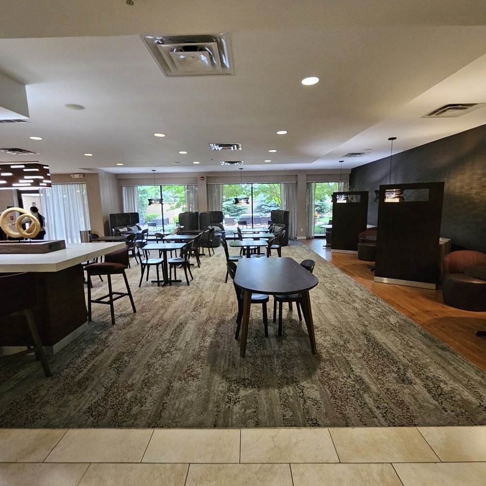 Courtyard by Marriott Somerset - Pleasant seating area adjacent to very nice courtyard - Hotels Near Me - Somerset, New Jersey Courtyard by Marriott Somerset - Pleasant seating area adjacent to very nice courtyard - Hotels Near Me - Somerset, New Jersey
