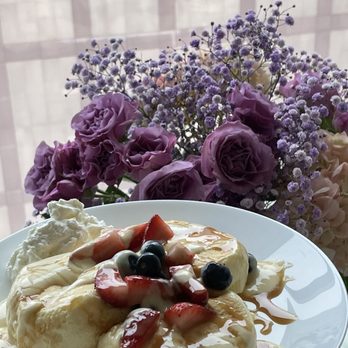 Hanabusa Cafe - Custard pancakes - Pancakes Near Me - Chicago, Illinois