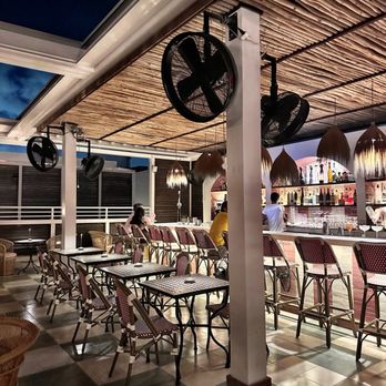 Esme Hotel Miami Beach - Hotels Near Me - Miami, Florida Esme Hotel Miami Beach - Hotels Near Me - Miami, Florida