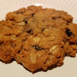 Heal - Oatmeal raisin cookie ($3.33). Not bad for a raisin cookie.