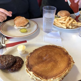 Mickey's Diner - Diners Near Me - Saint Paul, Minnesota
