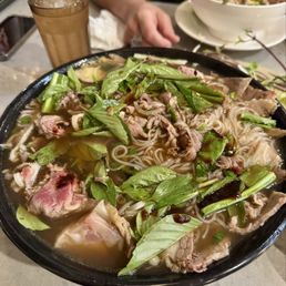 "lovers" bowl, with basil and hoisin sauce added