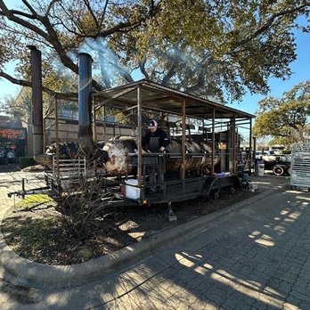 Interstellar BBQ - Outside cooker - Barbeque Near Me - Austin, Texas