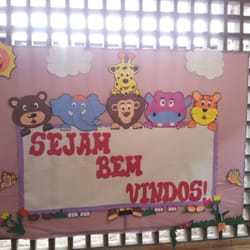 Creche Paulo VI - cartaz de boas vindas logo na entrada da creche