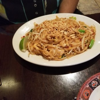 Thai Top Ten - Pad Thai chicken - Thai Near Me - Richmond, Virginia Thai Top Ten - Pad Thai chicken - Thai Near Me - Richmond, Virginia