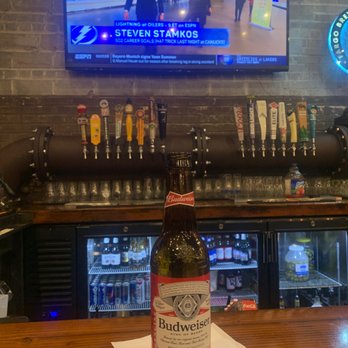 The Starving Rooster - They got Budweiser, so at least I got that going for me. - Pizza Near Me - Minot, North Dakota The Starving Rooster - They got Budweiser, so at least I got that going for me. - Pizza Near Me - Minot, North Dakota