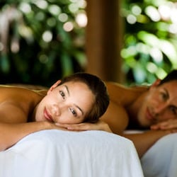 COUPLES MASSAGE ... REKINDLE THE MAGIC!