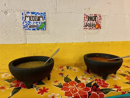 Seven Lives Tacos y Mariscos by null