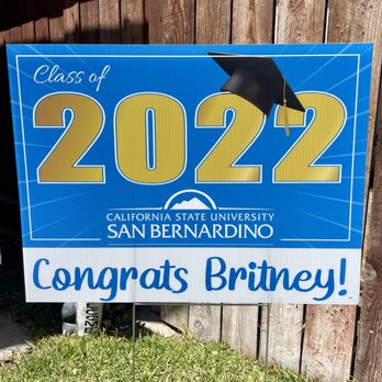 Curo Managed Print Production - Beautiful graduation lawn sign. - Printing Services Near Me - Duarte, California