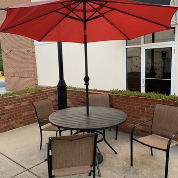 Peño Mediterranean Grill - Outside seating area - Mediterranean Near Me - Charlotte, North Carolina Peño Mediterranean Grill - Outside seating area - Mediterranean Near Me - Charlotte, North Carolina