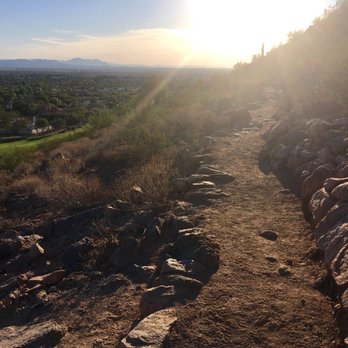 Camelback Mountain - Parks Near Me - Phoenix, Arizona