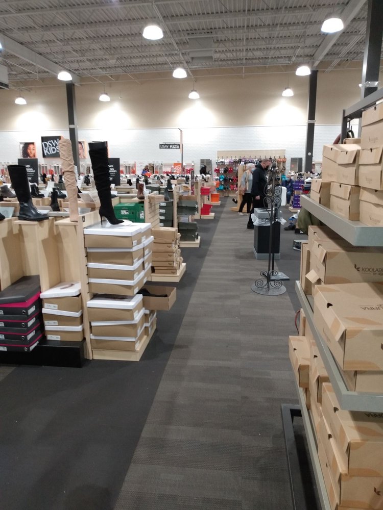 DSW DESIGNER SHOE WAREHOUSE Updated September 2024 15 Photos & 11