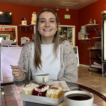 Cakery Bakery - My fiancé and I tasting amazing cakes!!!! DELICIOUS!!! - Bakeries Near Me - La Cañada Flintridge, California Cakery Bakery - My fiancé and I tasting amazing cakes!!!! DELICIOUS!!! - Bakeries Near Me - La Cañada Flintridge, California