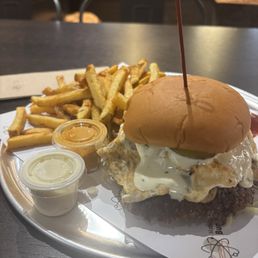 Mushroom and egg burger Mushroom and egg burger