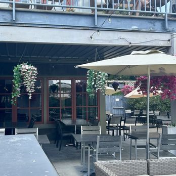Avli - Greek Near Me - Milwaukee, Wisconsin