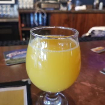 Flagship - Mimosas are quuuuuuick - American Near Me - Cotati, California