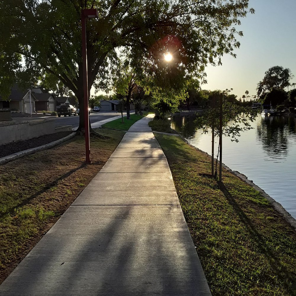 Dobson Ranch Park - One of many lakeside walkways. - Parks Near Me - Mesa, Arizona