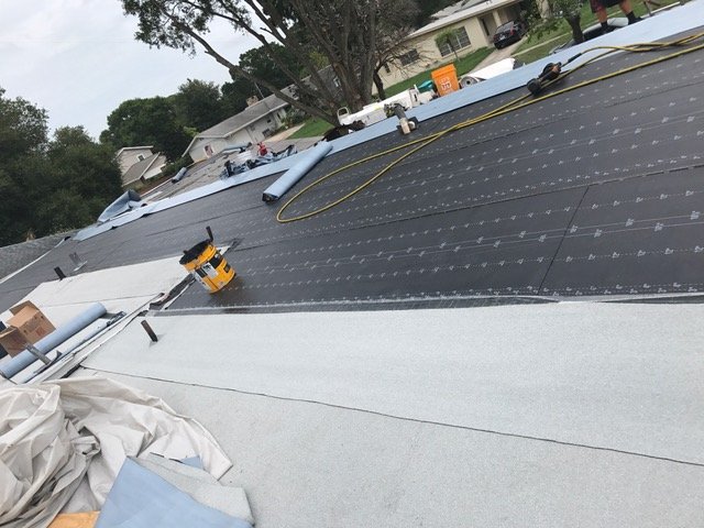 Slide of Augusto Roofing