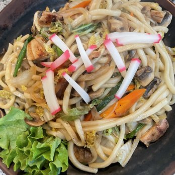 Cha Cha Sushi - Chicken Yaki Noodles (Udon) - Sushi Bars Near Me - San Jose, California