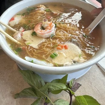 Pho An Hoa - Seafood combo with chicken and pork - Vietnamese Near Me - San Leandro, California Pho An Hoa - Seafood combo with chicken and pork - Vietnamese Near Me - San Leandro, California