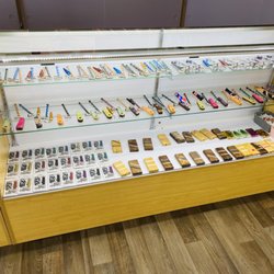 ABQ Top Market & Smoke Shop - Pipes