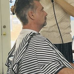 Grace Hair - A cut that says "fresh!"